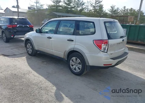 2010 Subaru Forester 2.5X из США, поврежденный, VIN JF2SH6AC3AH715629